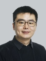 李建威 照片