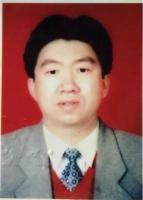 李文华 照片