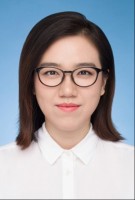 李明佳 照片