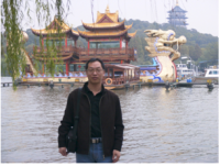 王刚 照片