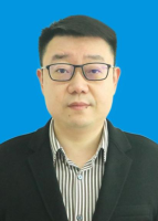 尹强 照片