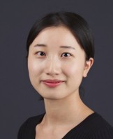 李颖 照片