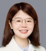 逯遥 照片