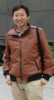 何鹏 照片