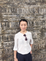 杨晓华 照片