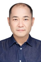 翟启耀 照片
