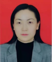 曹萌 照片