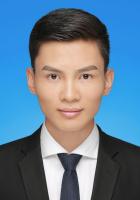 董新宇 照片