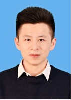 高航 照片
