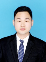 户志远 照片