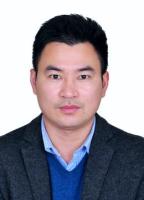 龙坡涛 照片