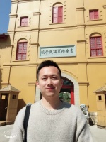 石贤萌 照片