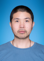 杨伟华 照片