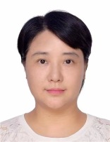曹琼 照片