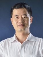 胡少东 照片