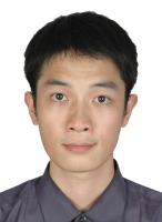 伦镜盛 照片