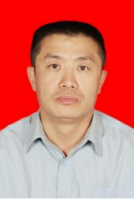 薛文礼 照片