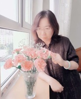 杨朝霞 照片