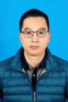 黄波林 照片