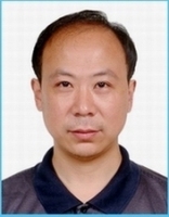 刘依松 照片