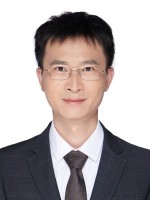 施训 照片