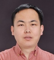 唐刚 照片