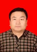 郭永龙 照片