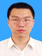 吴炎烜 照片