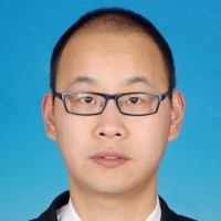 卢文卜 照片