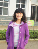 薛义霞 照片