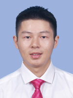 何志威 照片