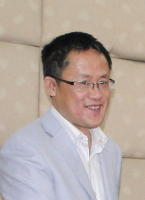 郑厚天 照片