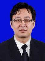 王辉 照片