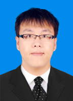 董鹤楠 照片