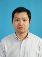 李密 照片