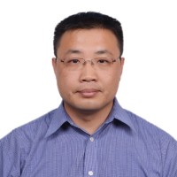 魏巍 照片