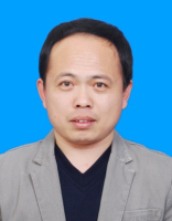 王卿岩 照片