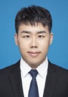 吴宇 照片