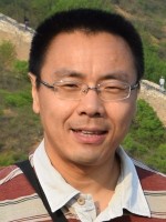 吴志成 照片