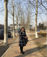 杨月 照片