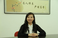 周莹 照片