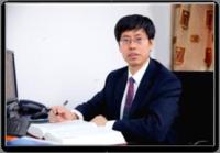 赵震 照片