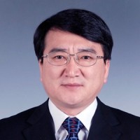 程卯生 照片