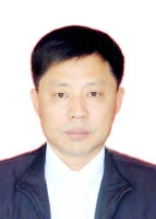 董金华 照片