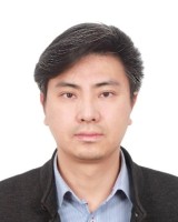 何柯 照片