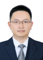 李坚强 照片