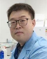 李春满 照片