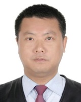 王志强 照片
