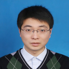 丁泓铭 照片