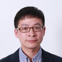 卢业虎 照片